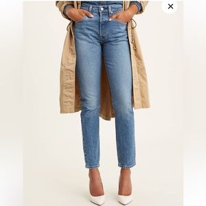 Levi 501 Skinny Jean Medium Wash